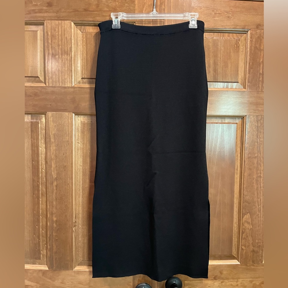 Knitwear Women’s Black Ribbed Stretchy Pencil Skirt, Workwear, Formal, Medium